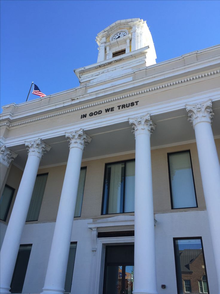 Davie County Courthouse entrance